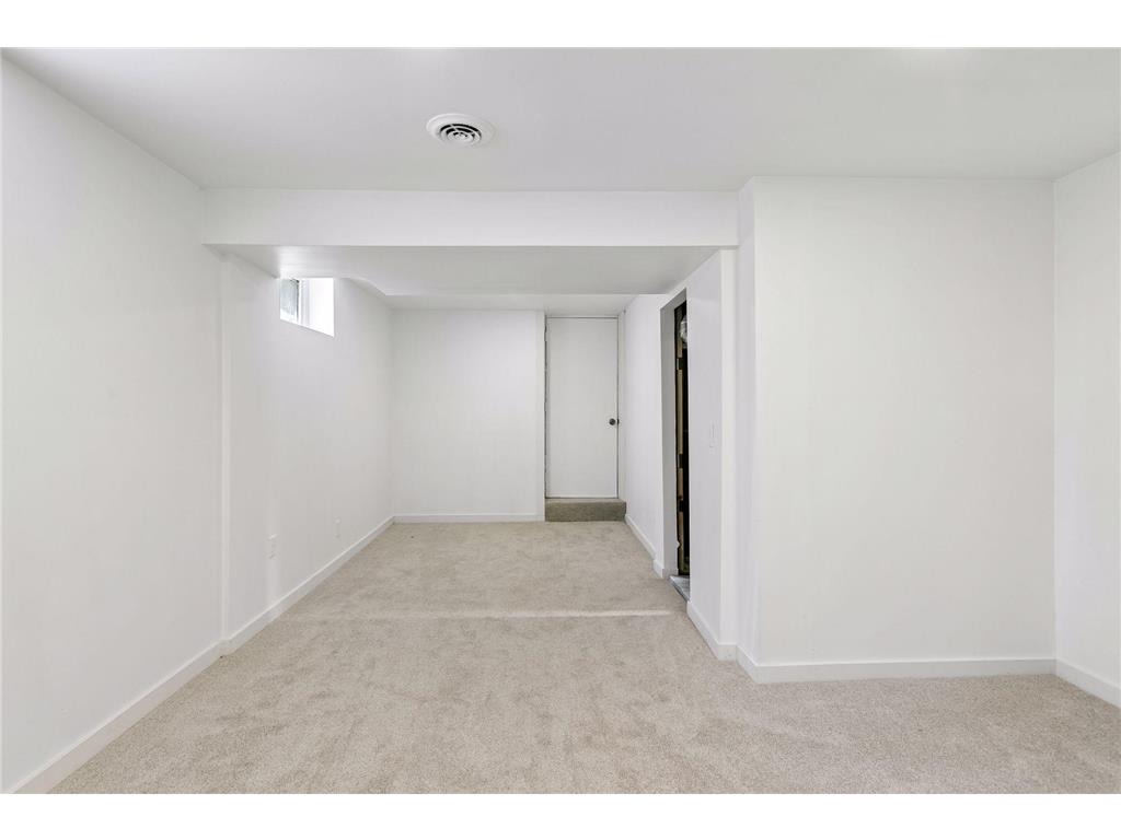 6904 60th Avenue N Crystal MN 55428 7075473 image27