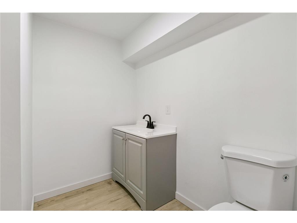 6904 60th Avenue N Crystal MN 55428 7075473 image33