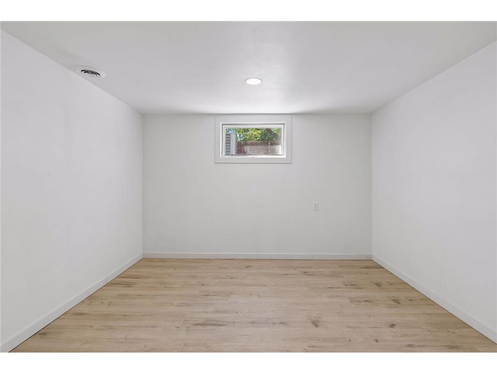 6904 60th Avenue N Crystal MN 55428 7075473 image34