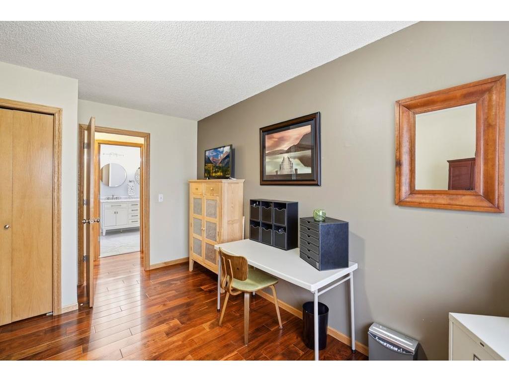 6907 Romeo Road Woodbury MN 55125 7063782 image21