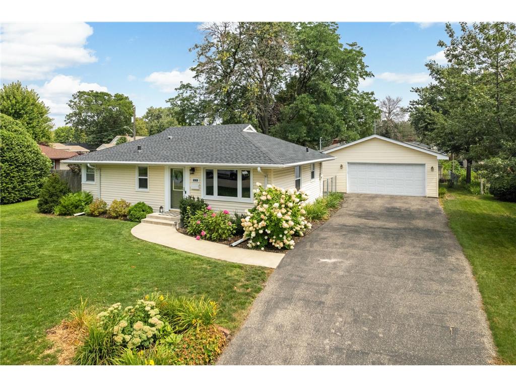 6909 Grand Avenue S Richfield MN 55423 6579304 image1