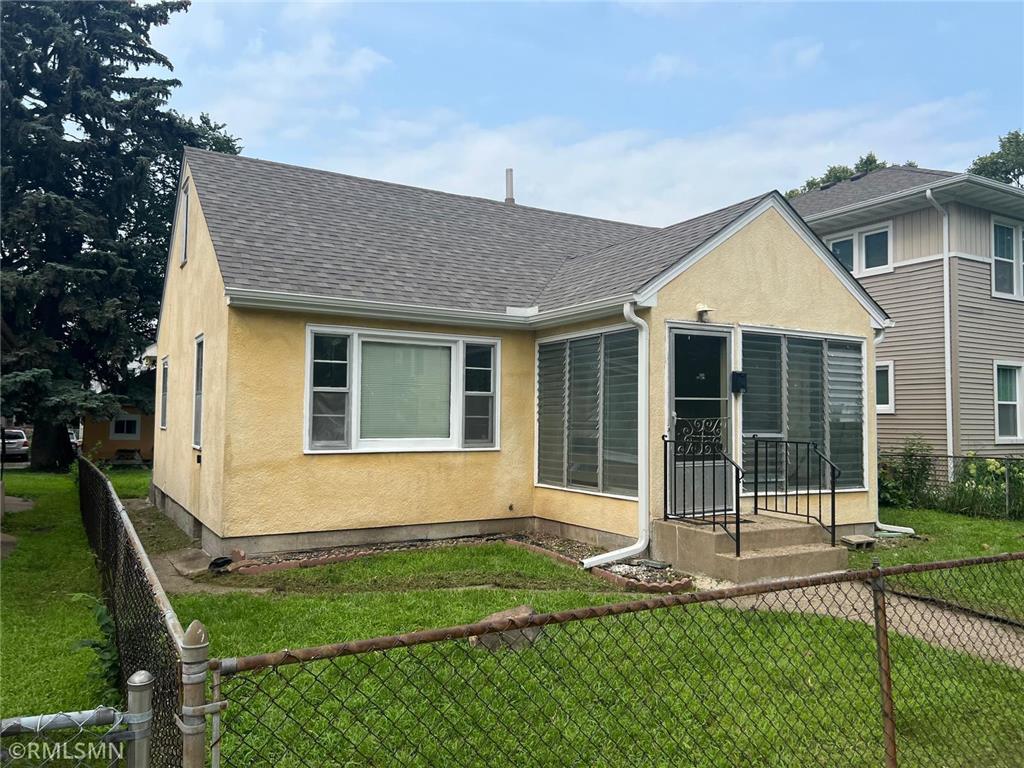 691 Edmund Avenue Saint Paul MN 55104 6575985 image1