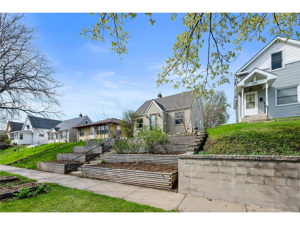 691 Orange Avenue E Saint Paul MN 55106 7060188 image2