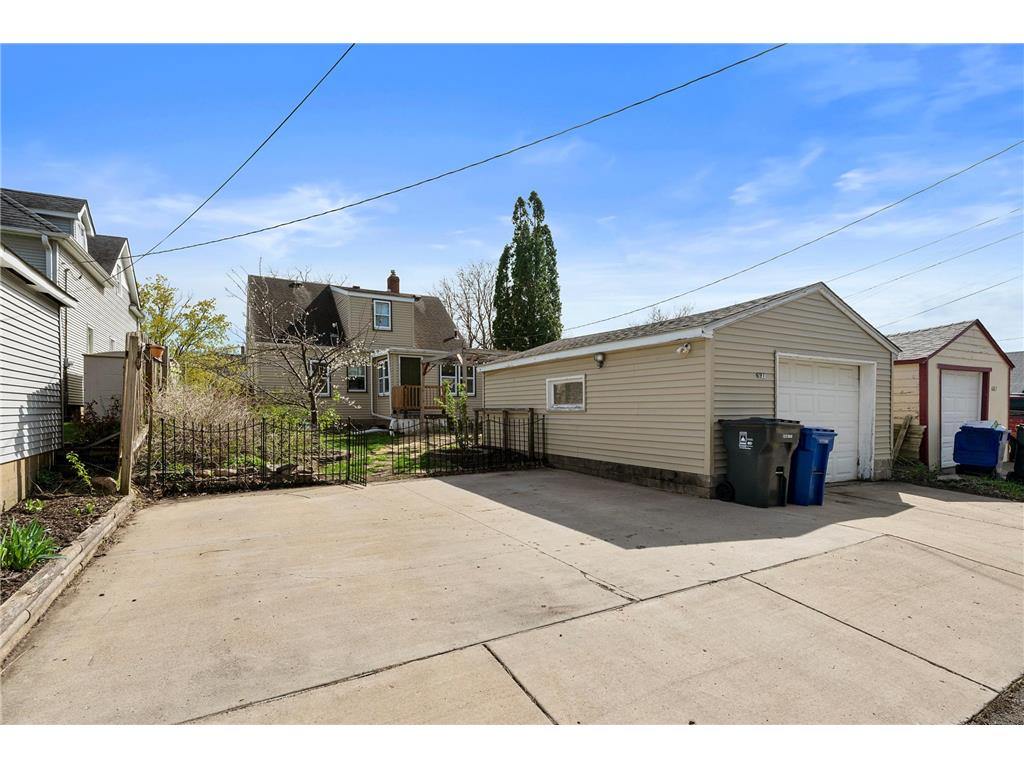 691 Orange Avenue E Saint Paul MN 55106 7060188 image37