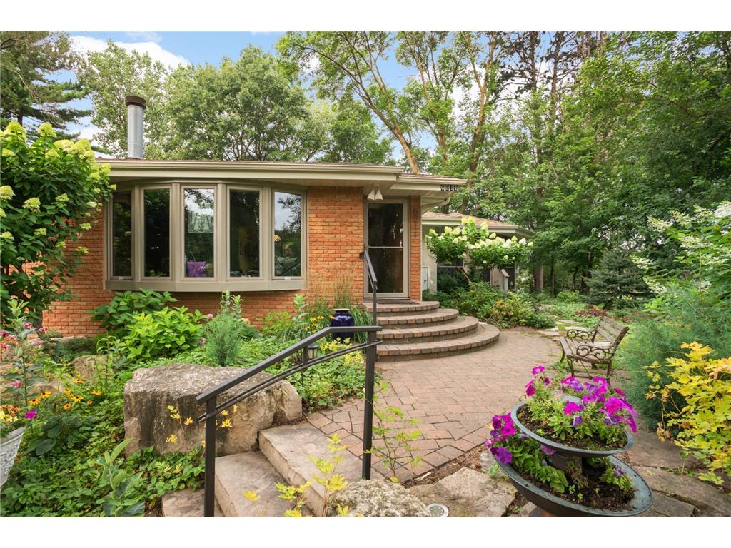 6911 Booth Avenue Inver Grove Heights MN 55076 7009468 image1