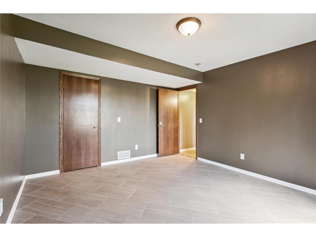 6913 Connelly Circle Savage MN 55378 7052224 image14