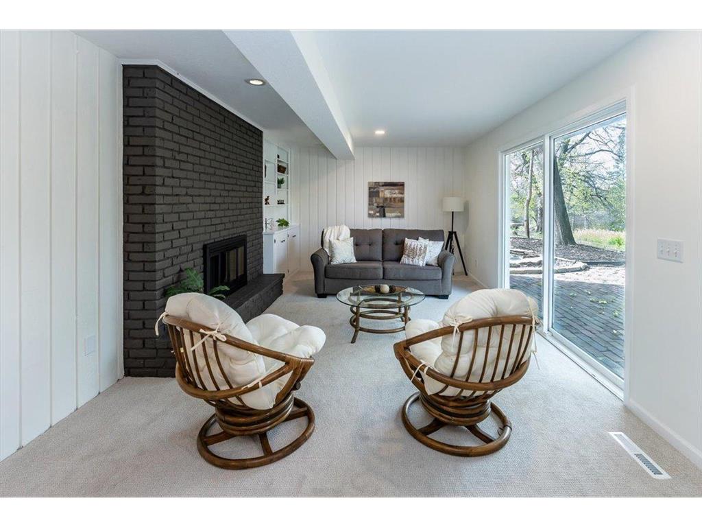 6913 Gleason Circle, Edina, MN, 55439 MLS 6532442 Edina Realty