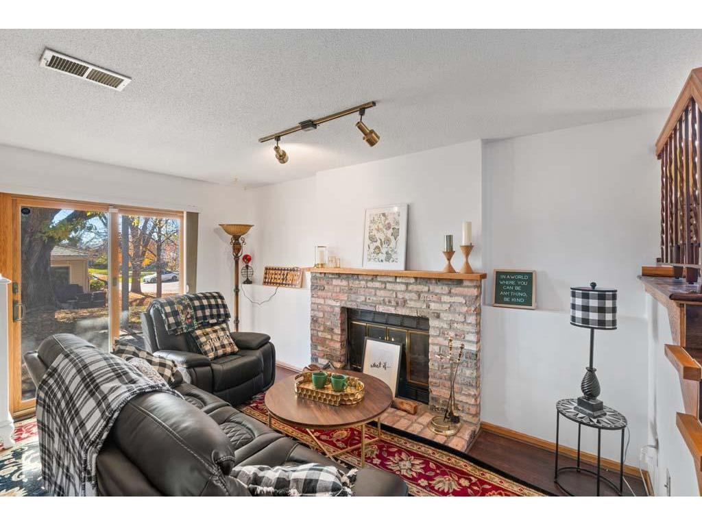 6913 Sherwood Road Woodbury MN 55125 7003046 image20