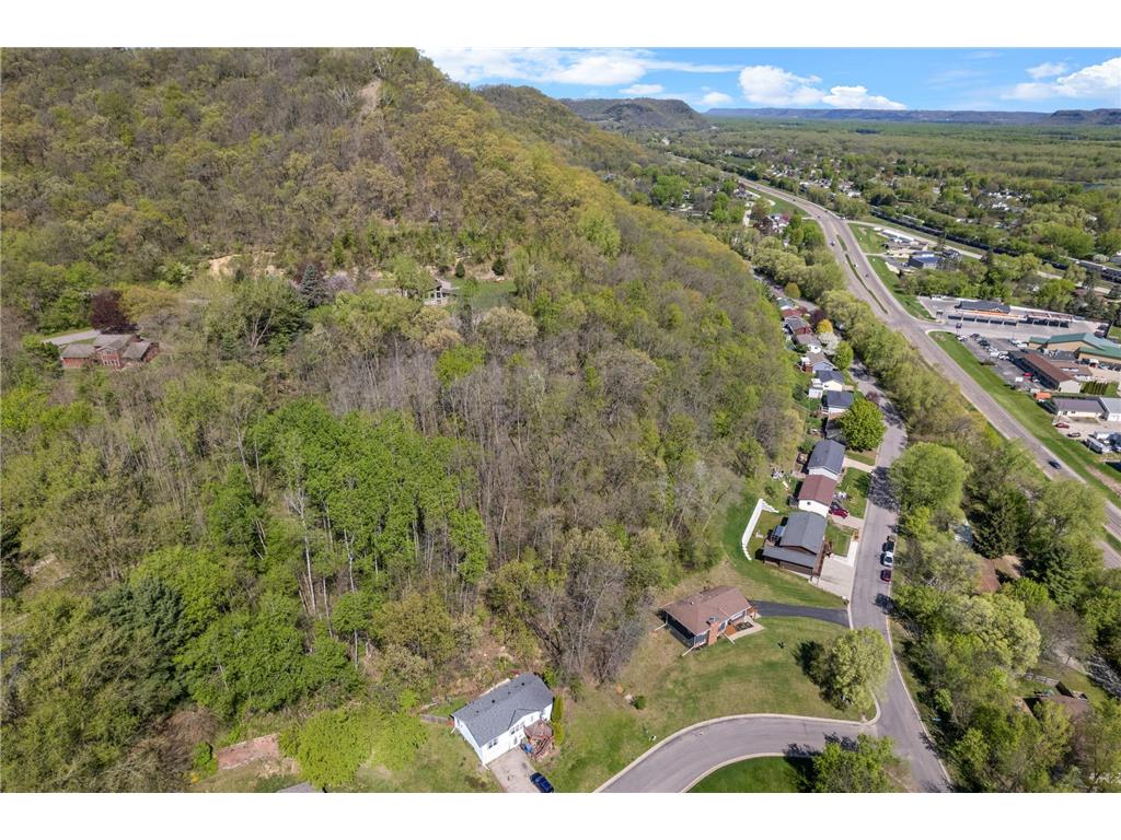 6915 Woodland Boulevard Goodview MN 55959 7067538 image2