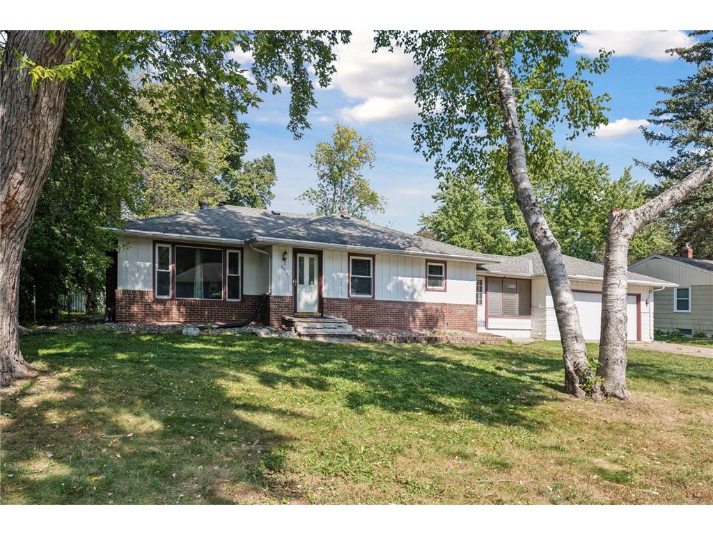 6916 Dutton Avenue N Brooklyn Park MN 55428 6602300 image1