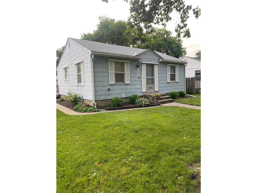 6916 Russell Avenue S Richfield MN 55423 6741759 image1