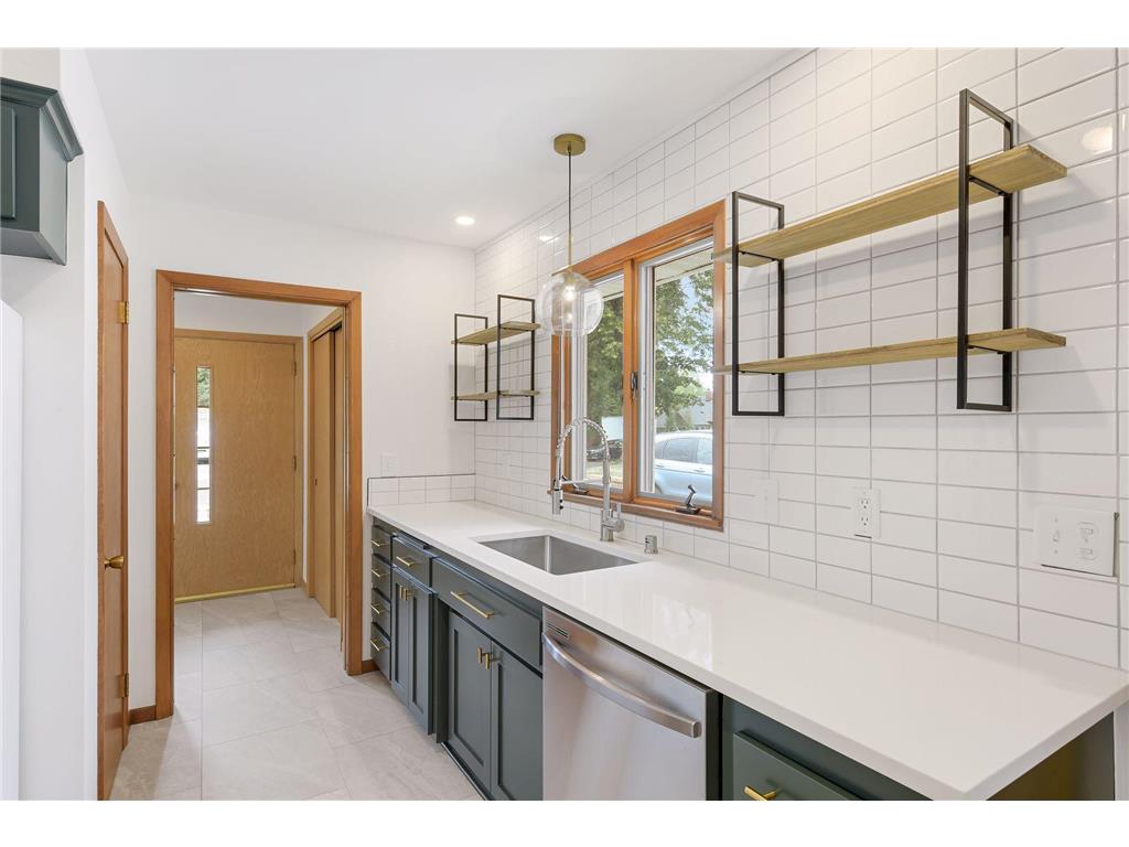 6917 Oliver Avenue S Richfield MN 55423 6627602 image1