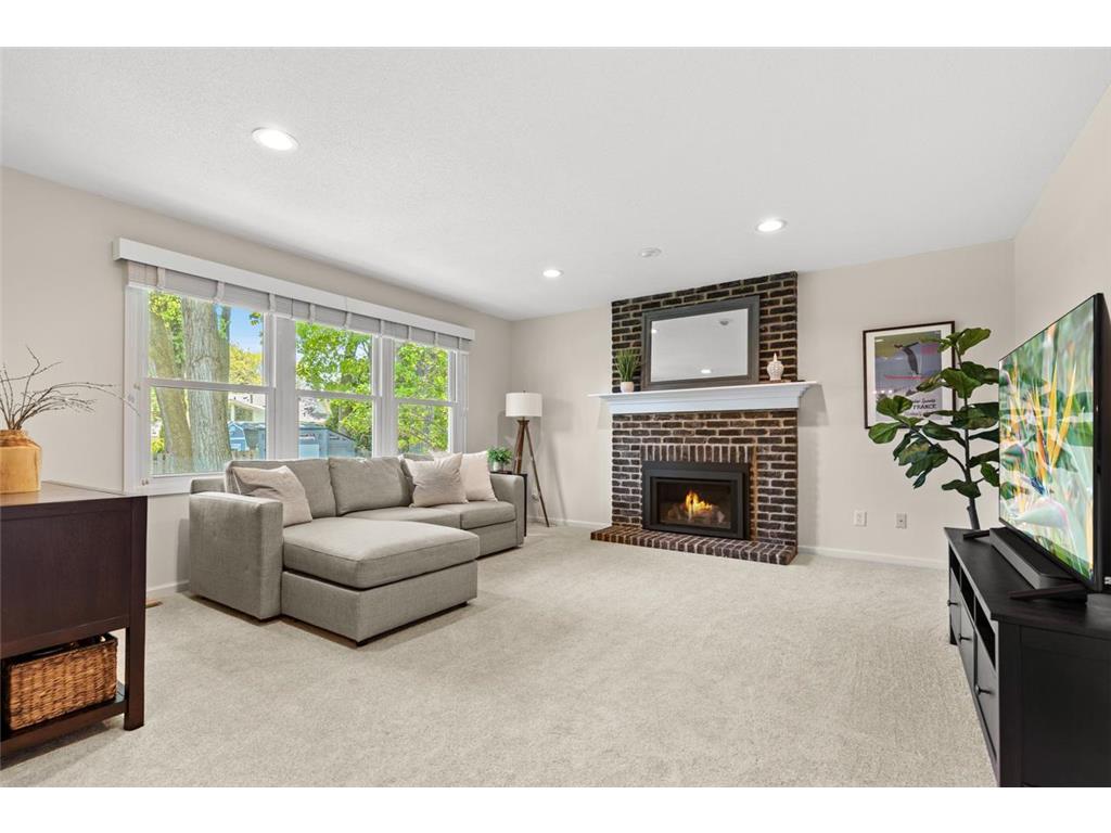 6917 W 82nd Street Bloomington MN 55438 7073819 image4
