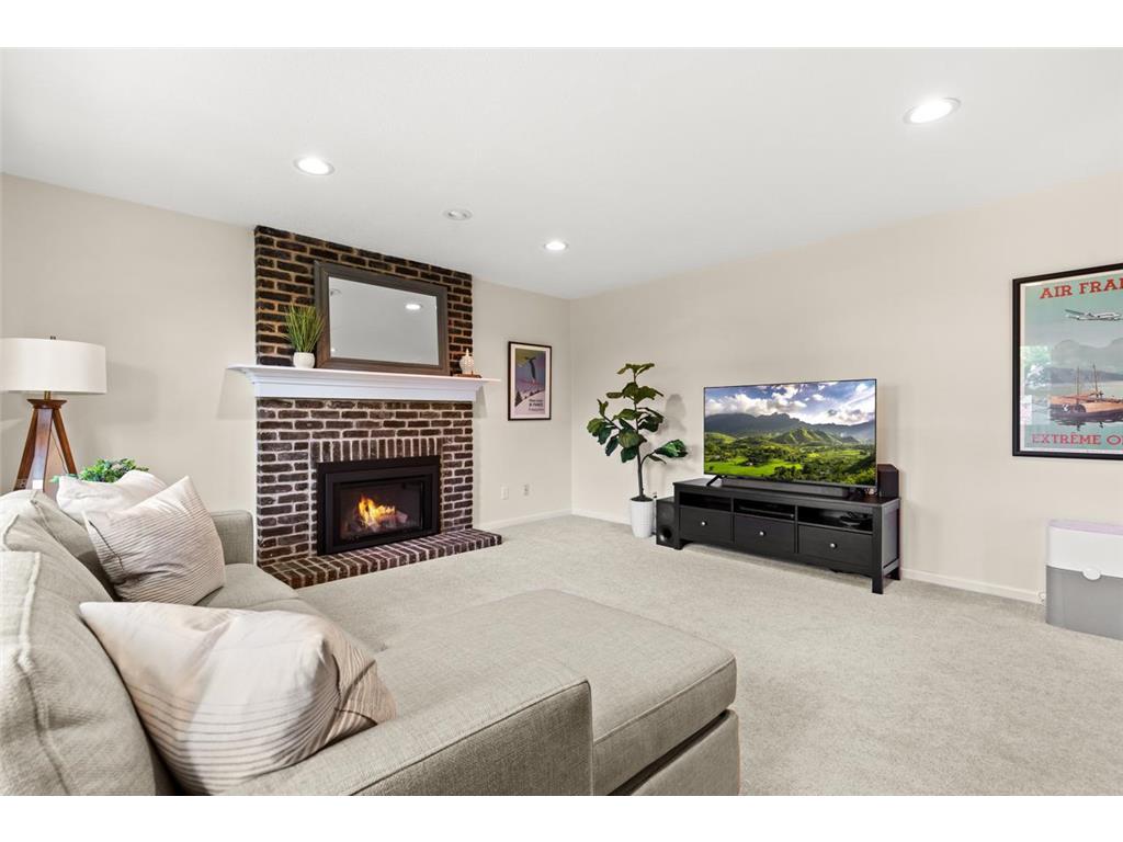 6917 W 82nd Street Bloomington MN 55438 7073819 image5