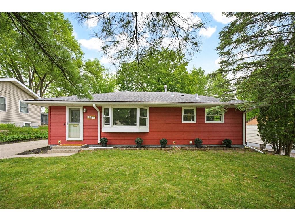6918 34th Avenue N Crystal MN 55427 7074961 image1