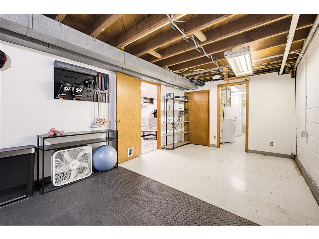 6918 34th Avenue N Crystal MN 55427 7074961 image37