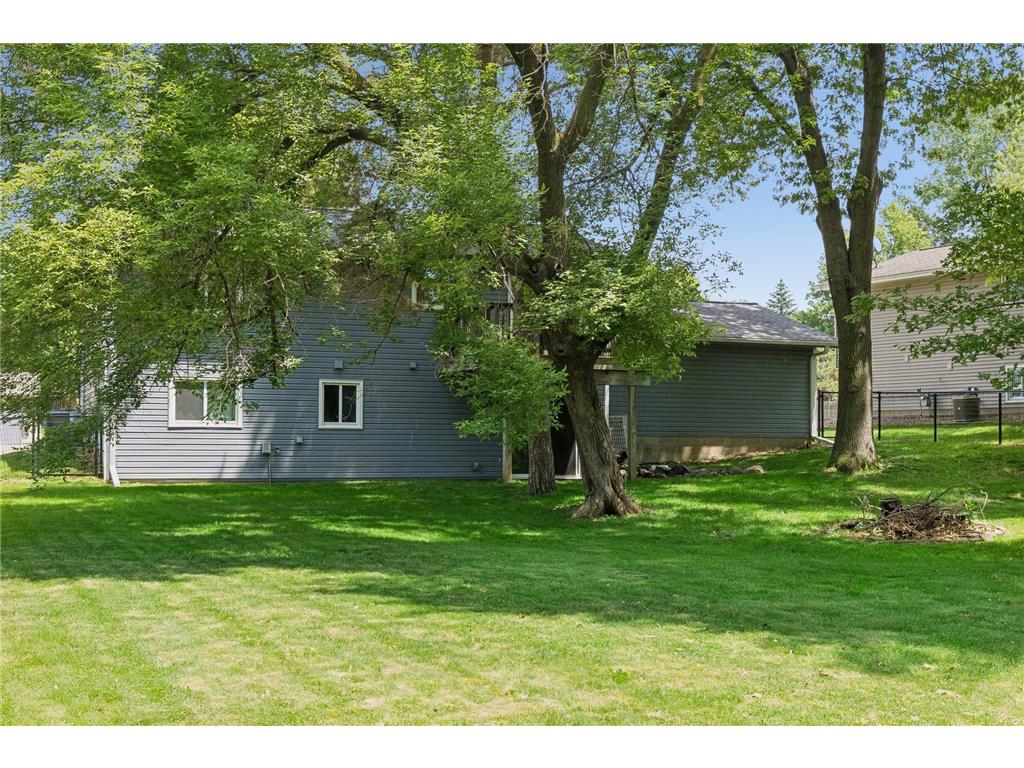 6919 Calgary Road Woodbury MN 55125 7081568 image19