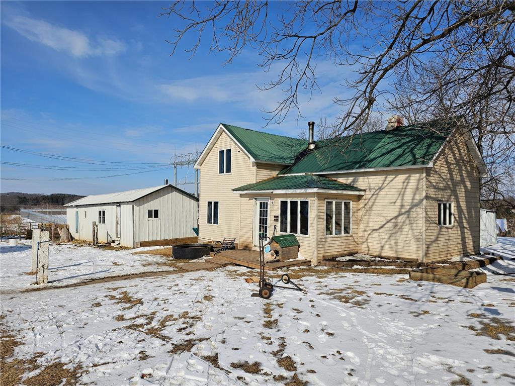 692 250th Street Baldwin WI 54028 7027374 image1