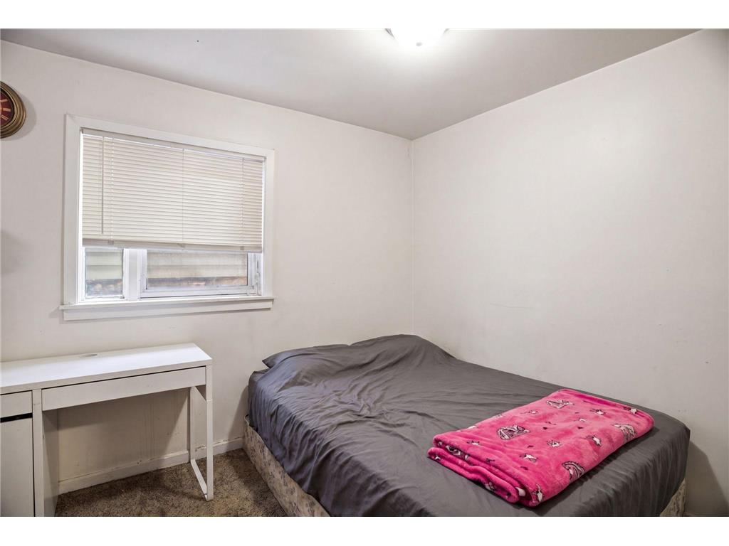 692 4th Street E Saint Paul MN 55106 7074731 image9