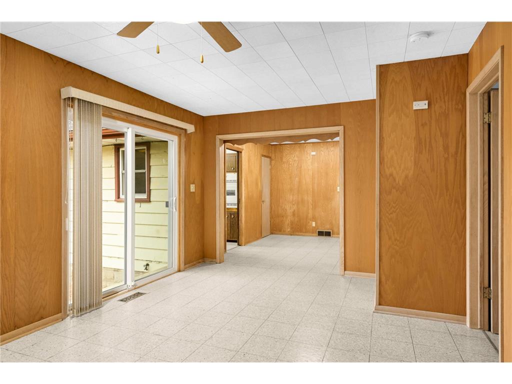 692 Grandview Avenue W Roseville MN 55113 6806341 image12