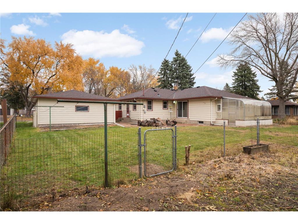 692 Grandview Avenue W Roseville MN 55113 6806341 image23