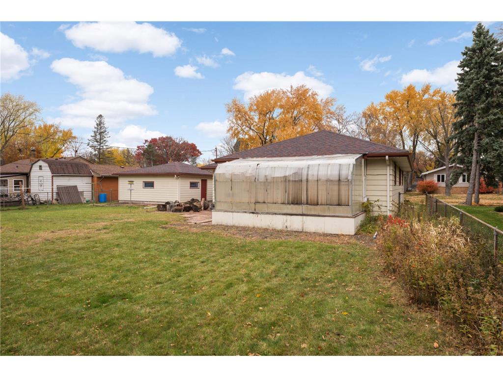 692 Grandview Avenue W Roseville MN 55113 6806341 image24