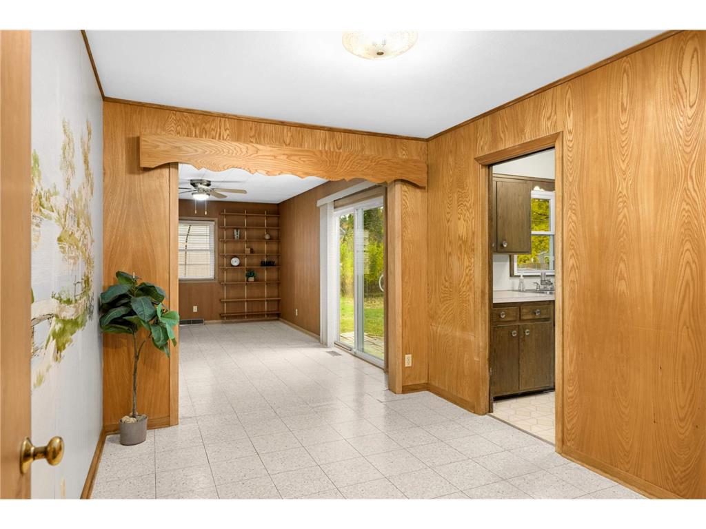 692 Grandview Avenue W Roseville MN 55113 6806341 image5