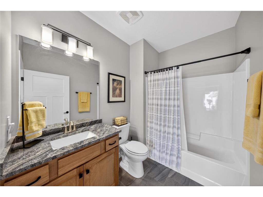 692 Shardlow Place NE Byron MN 55920 7091768 image22