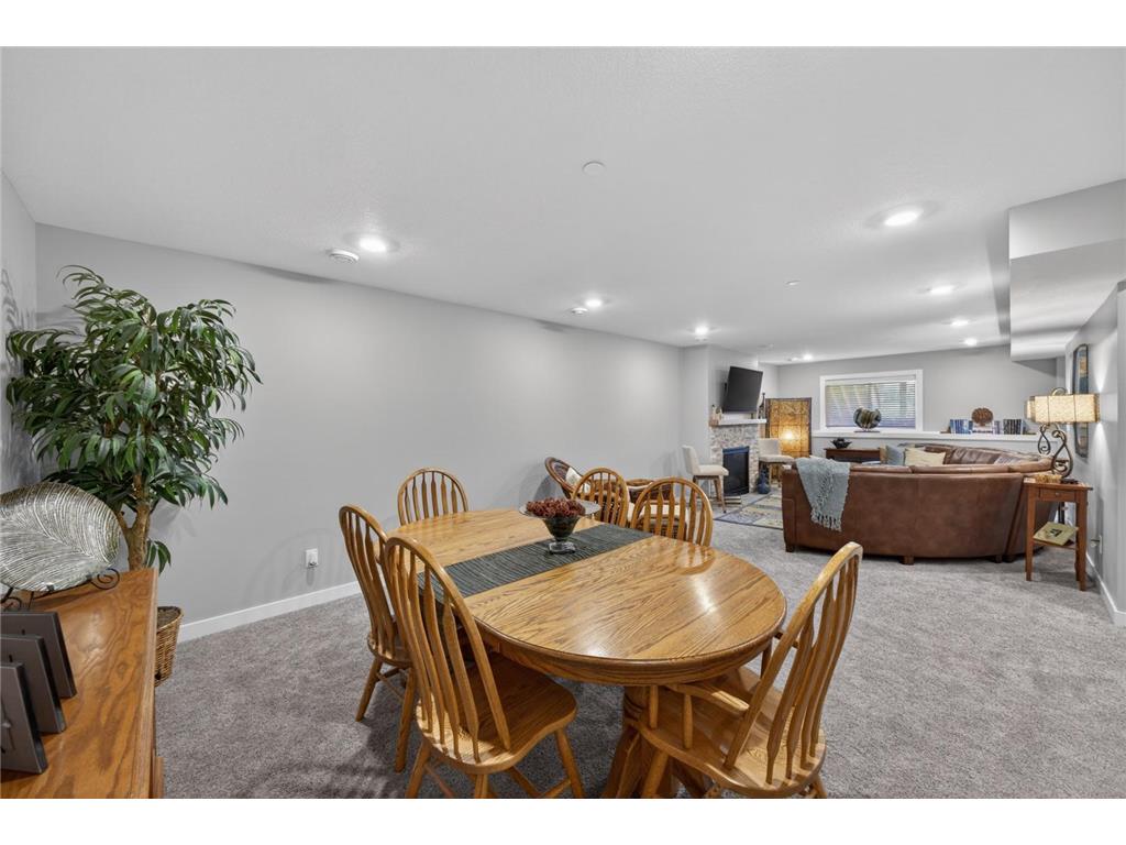 692 Shardlow Place NE Byron MN 55920 7091768 image27