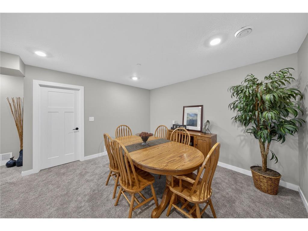 692 Shardlow Place NE Byron MN 55920 7091768 image28