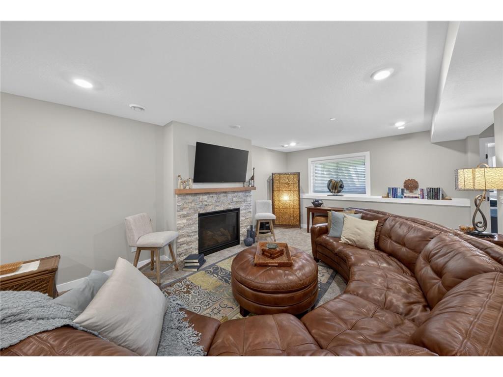 692 Shardlow Place NE Byron MN 55920 7091768 image29