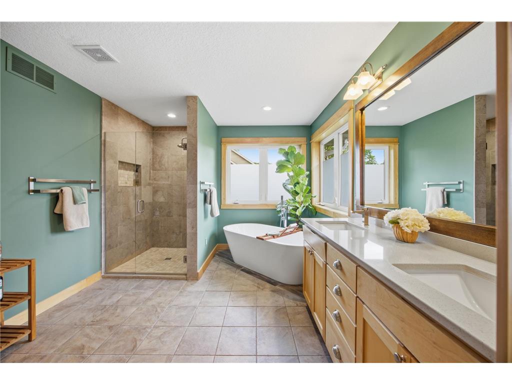 692 Shelerud Drive Eagan MN 55123 7076984 image42