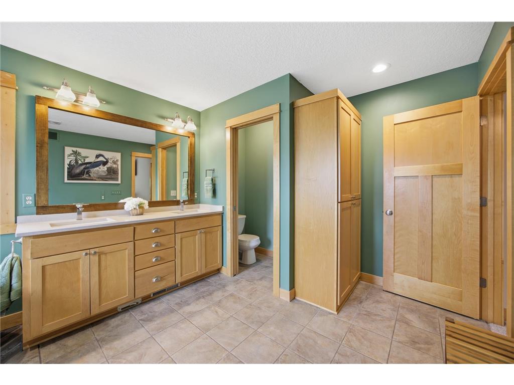 692 Shelerud Drive Eagan MN 55123 7076984 image43