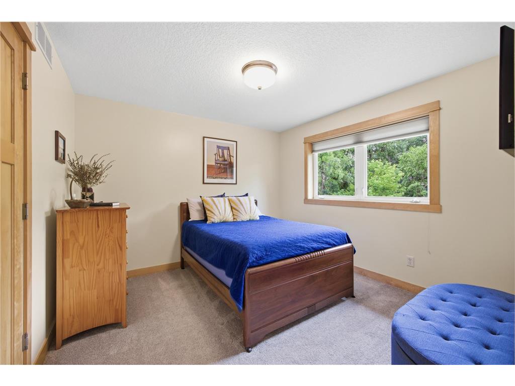 692 Shelerud Drive Eagan MN 55123 7076984 image47