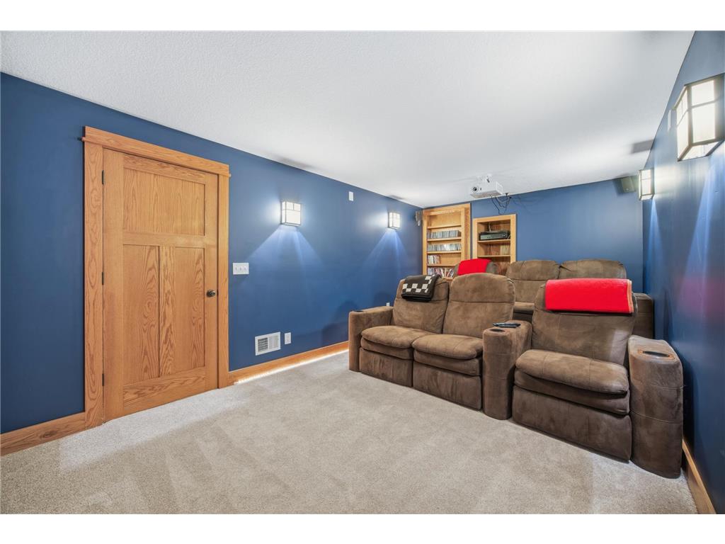 692 Shelerud Drive Eagan MN 55123 7076984 image60