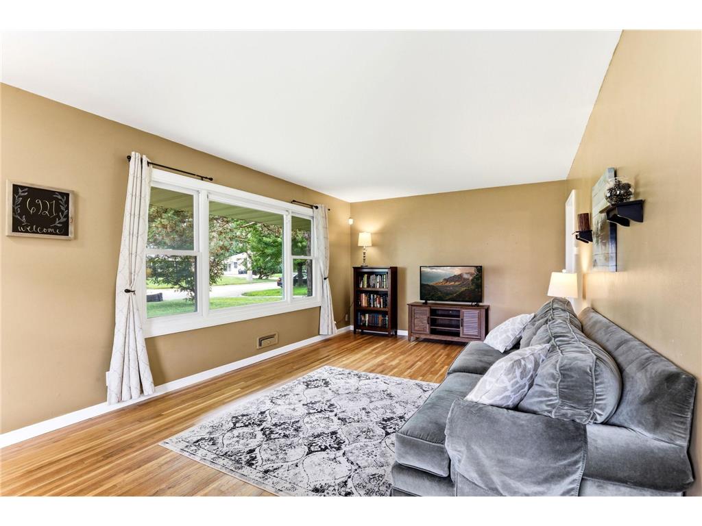 6921 16th Avenue S Richfield MN 55423 7108309 image4