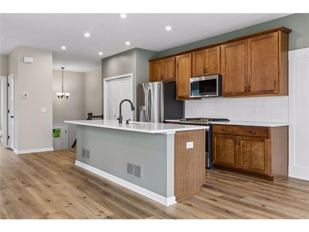 6921 Huckleberry Drive Minnetrista MN 55331 7090012 image4