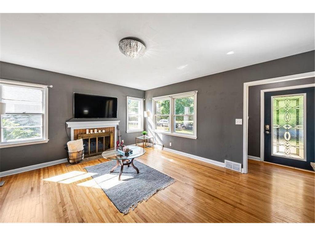 6921 Knox Avenue S Richfield MN 55423 6610134 image1