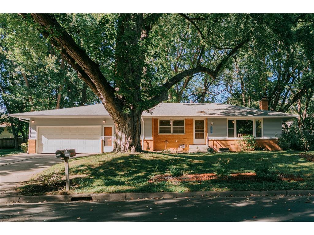 6922 Hickory Drive NE Fridley MN 55432 6739477 image1