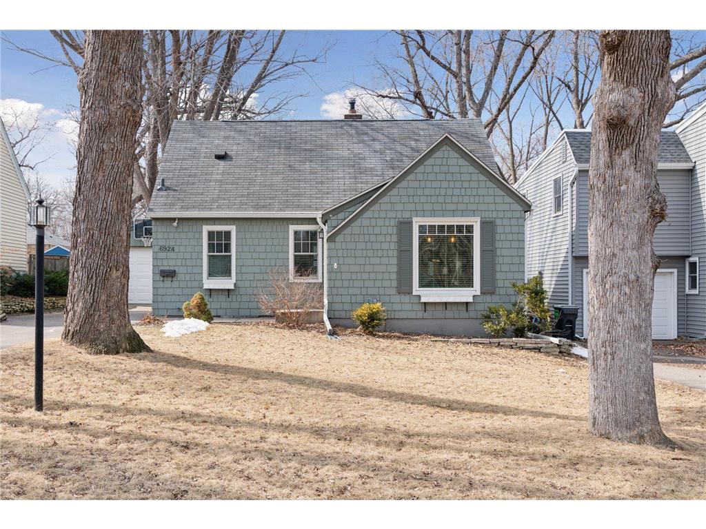 6924 Logan Avenue S Richfield MN 55423 6670793 image1