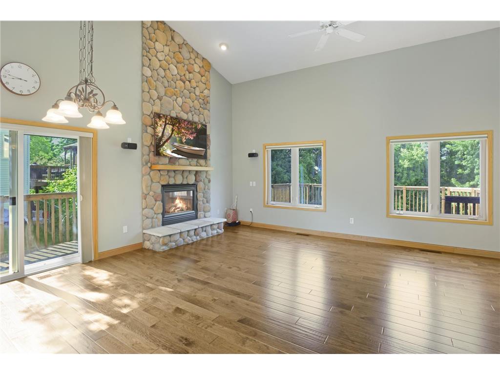 6926 Taylor Drive Savage MN 55378 7091455 image1
