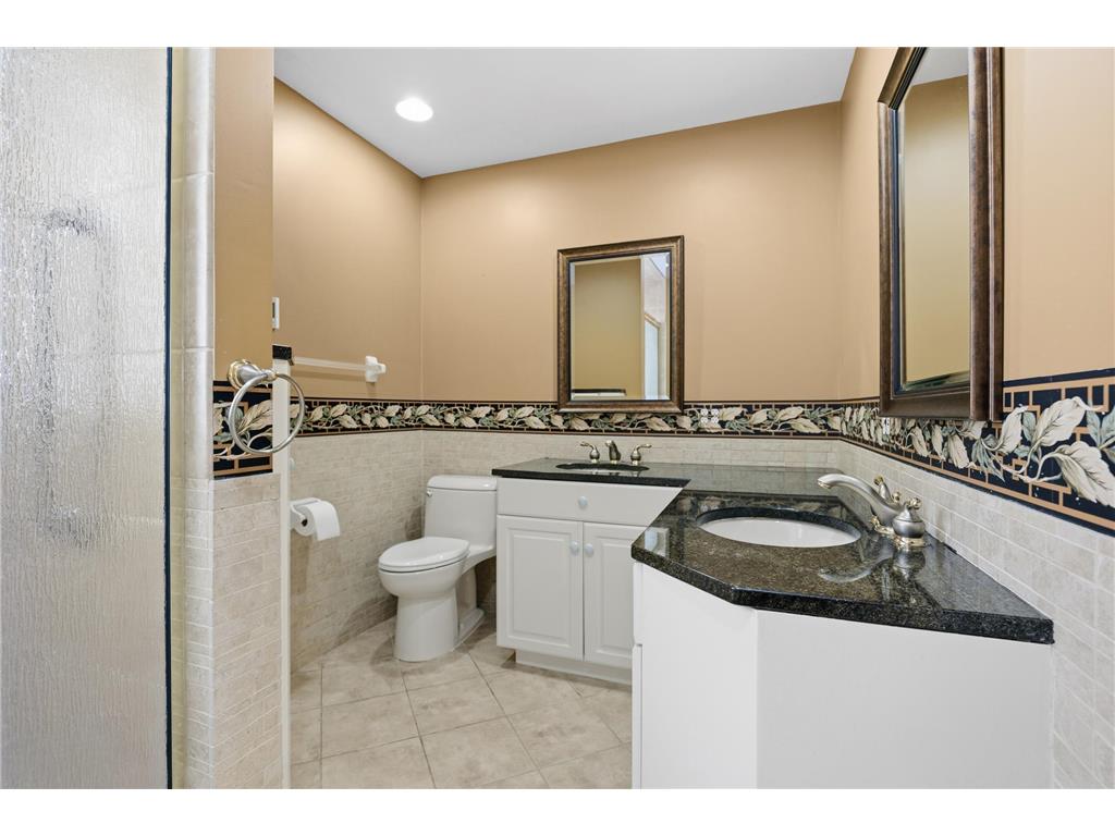 6929 Glenwood Avenue Golden Valley MN 55427 7021752 image16