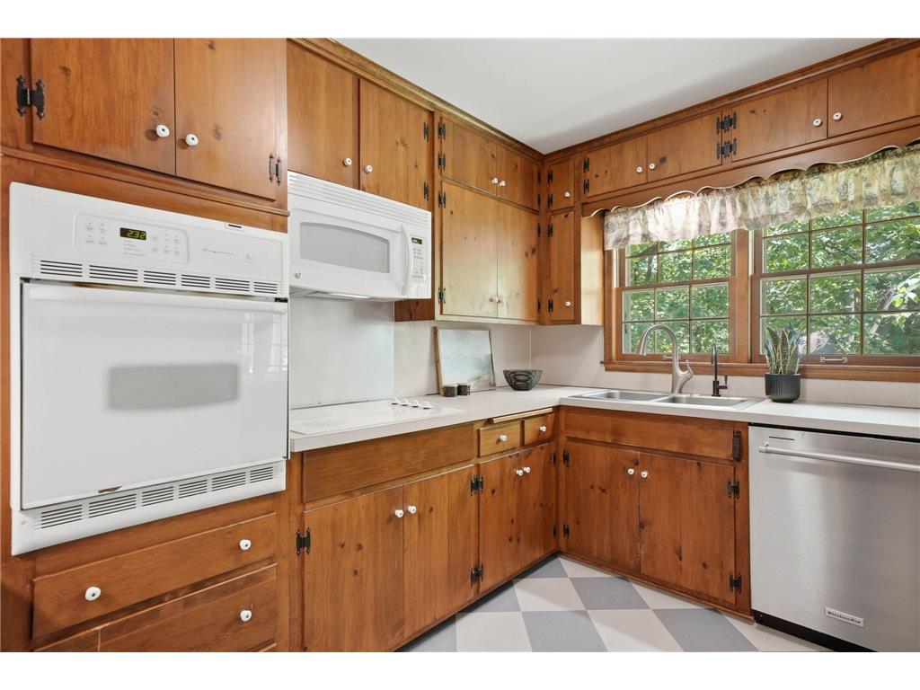6930 Foxglove Circle Excelsior MN 55331 7084002 image20