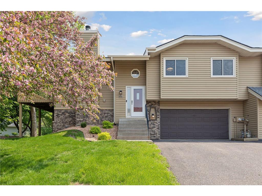 6932 Sherwood Road, Woodbury, MN, 55125 | MLS: 6554080 | Edina Realty