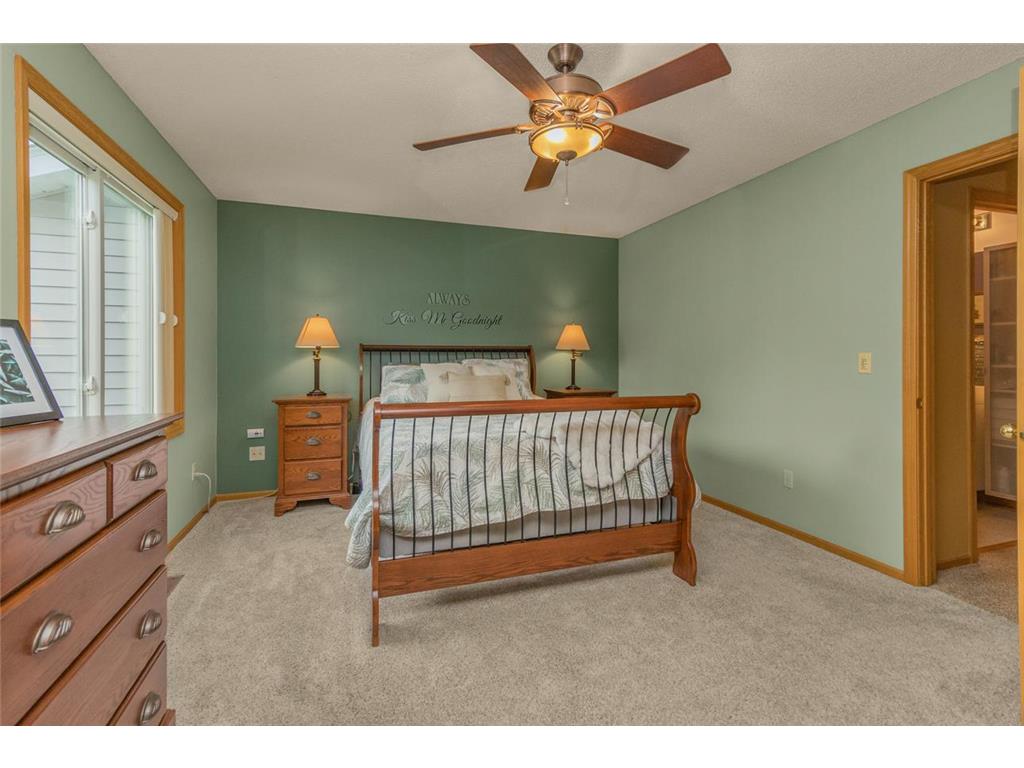 6934 4th Street Court N Oakdale MN 55128 7068278 image14