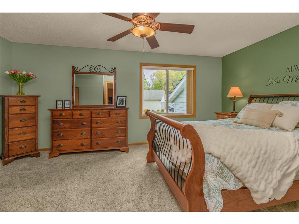 6934 4th Street Court N Oakdale MN 55128 7068278 image15
