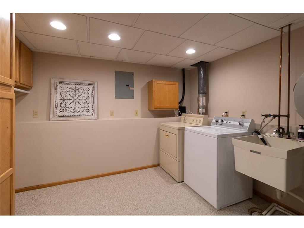 6934 4th Street Court N Oakdale MN 55128 7068278 image24