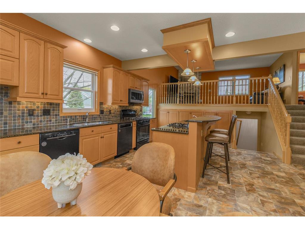 6934 4th Street Court N Oakdale MN 55128 7068278 image6