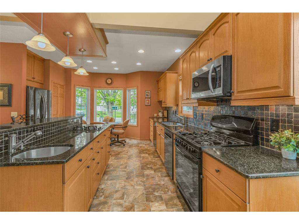 6934 4th Street Court N Oakdale MN 55128 7068278 image8