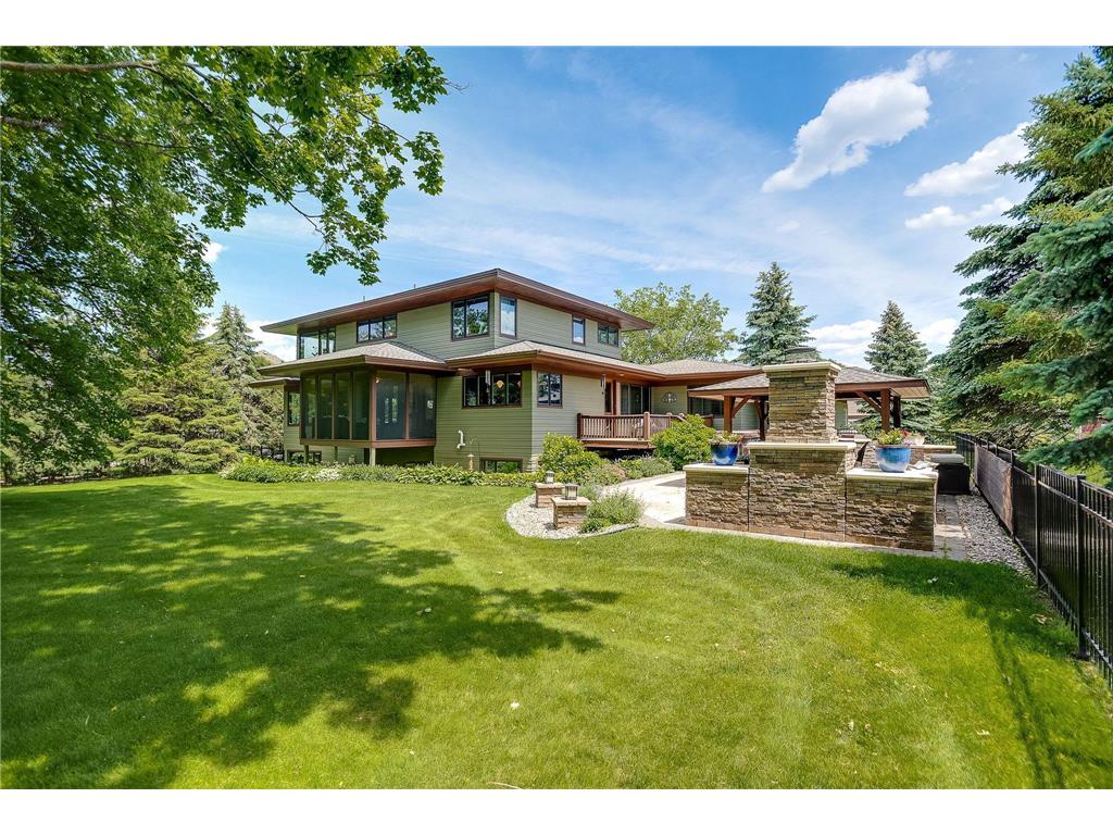 6934 Highover Drive Chanhassen MN 55317 - Minnewashta 7016456 image1